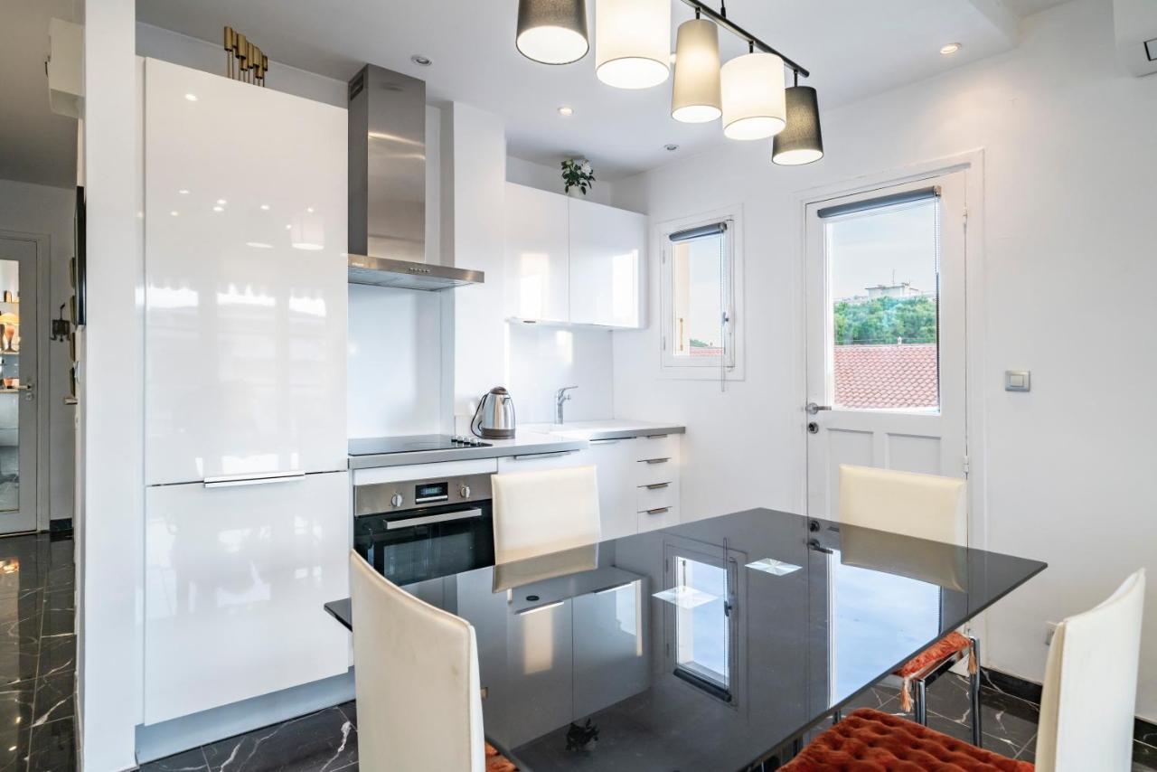 One Bedroom Heart Of *